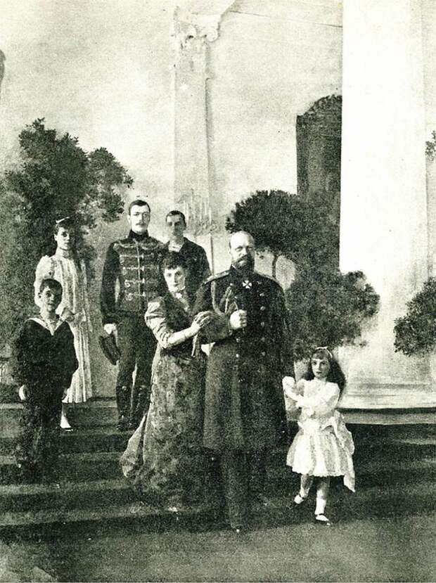 Российский император Александр III с семьей, конец 1880-х. история, факты, фотографии