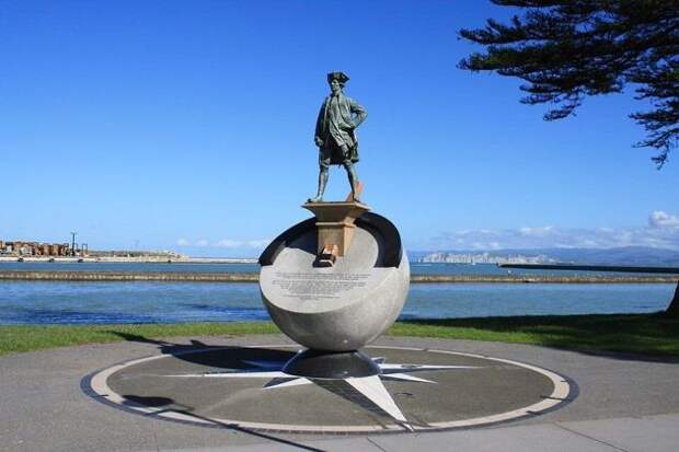 Памятник Джеймса Кука в Новой Зеландии