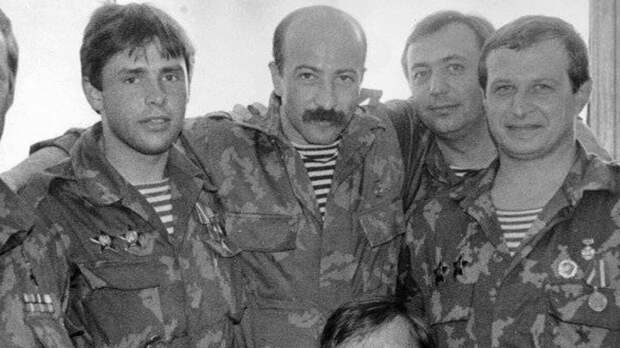 Согласно еще дореволюционной поговорке, российские законы суровы, но не обязательны для исполнения.-3