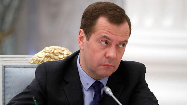 Пенсионная «реформа»: Медведев таки попал в заготовленную ему ловушку Пенсионная «реформа»: Медведев таки попал в заготовленную ему ловушку