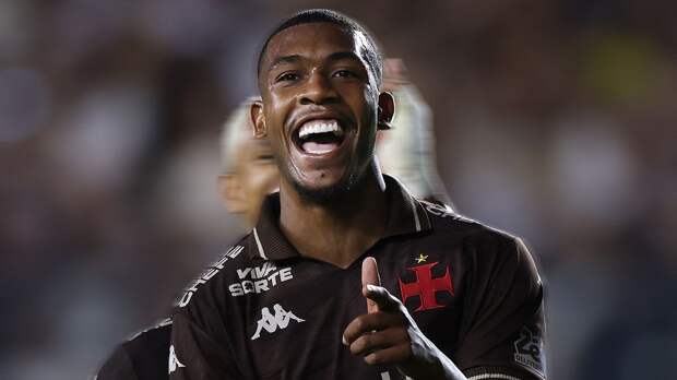 Этот бразилец наконец преобразит «Зенит»? Трансфер на €30 млн, за который клуб рубится с «Барсой»