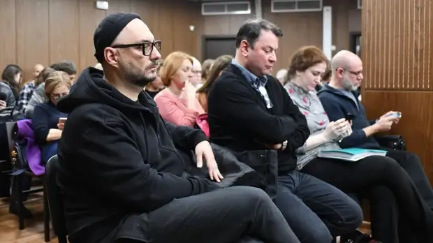 Защита выступила против проведения новой экспертизы по делу Серебренникова