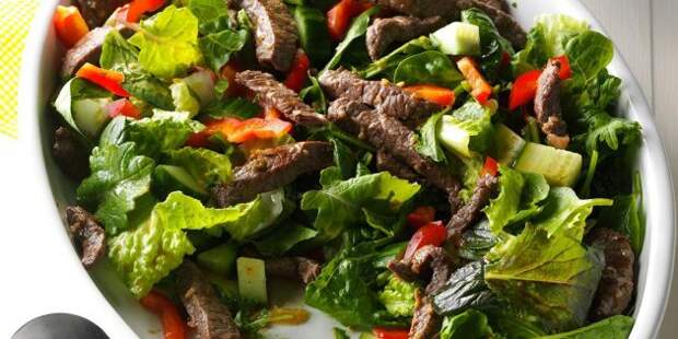 Блюда из говядины: Острый салат с говядиной и зеленью