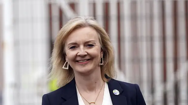 Глава МИД Британии Трасс призвала Россию к «прозрачности в военных манёврах»