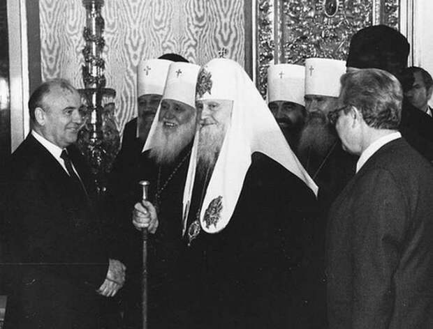 Знаковые события 1988 года для СССР (15 фото)