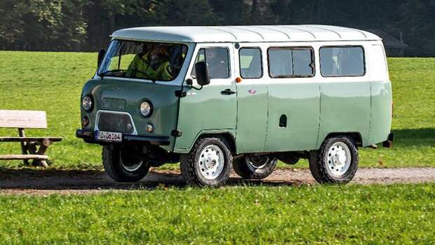 UAZ 452 Buchanka Bochenek