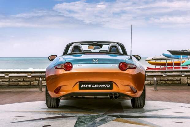 Родстер Mazda MX-5 Levanto – чтобы лето не кончалось