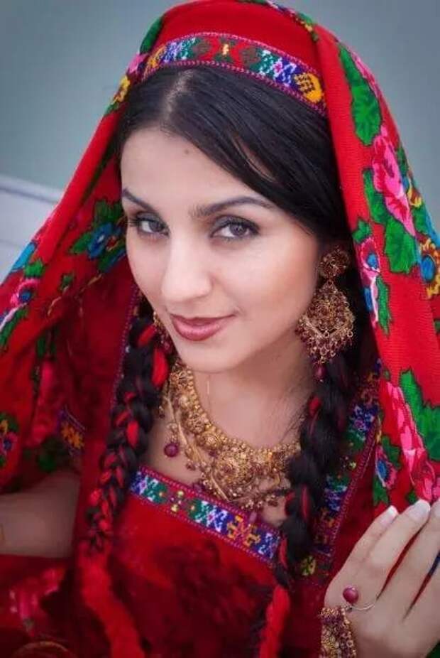 Фото красивый девушка в таджикистане фото