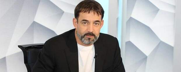 Дмитрий Певцов призвал россиян вакцинироваться от коронавируса