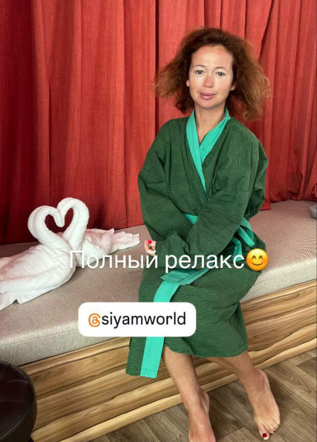 Актриса Елена Захарова снялась без макияжа на отдыхе