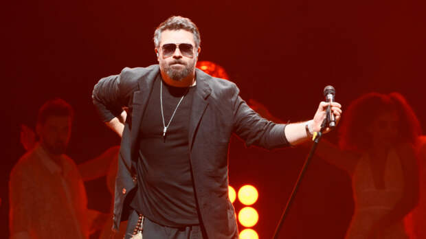 «Рабочий процесс»: поклонница Чумакова высказалась о страстных танцах с артистом