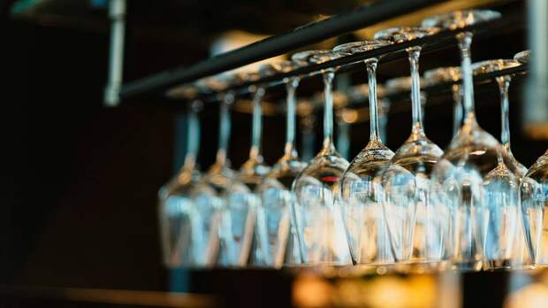 Россиян предупредили об опасности сочетания ряда лекарств с алкоголем