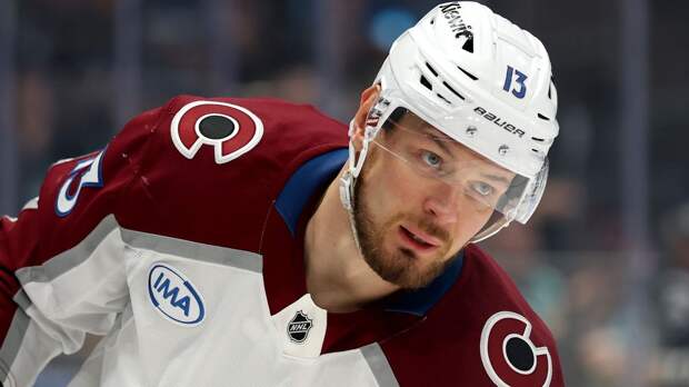 Гол и реализованный буллит Ничушкина принесли «Колорадо» победу над «Далласом»