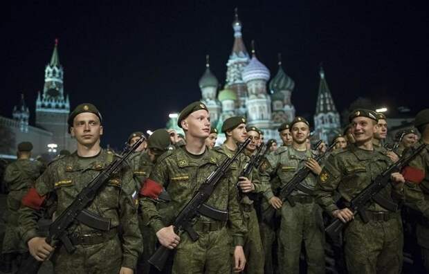 Фоторепортаж: как проходили репетиции Парада Победы? Фоторепортаж: как проходили репетиции Парада Победы? армия, военный парад, день победы, марш, праздник, россия, фото, фоторепортаж