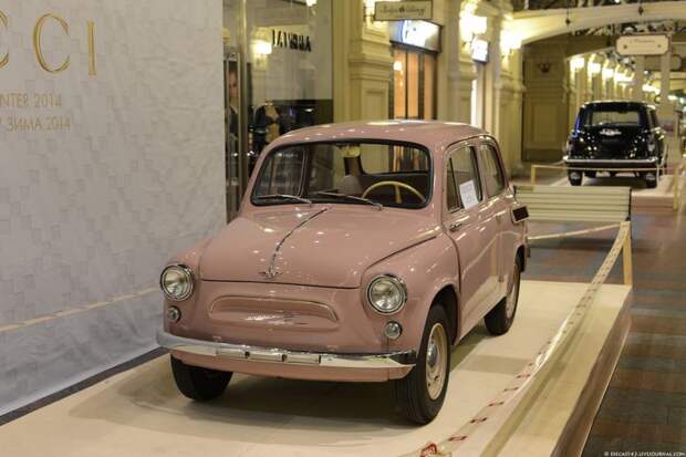 Автомобильный ГУМ авто, гум, выставка, советские автомобили