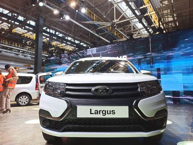 Юбилейный «Ларгус» выпустил Ижевский автозавод