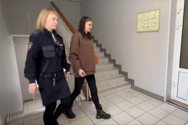 Реальное лишение свободы получила жительница Новосибирска за кражу колбасы