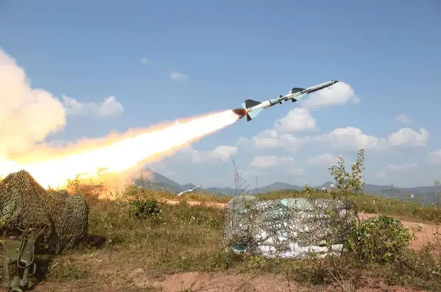 Как американцы украли с помощью дронов секретные данные о советских ракетах С-75 во Вьетнаме