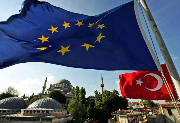 В Турции назвали политику ЕС инфантильной