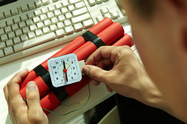 Самодельная бомба найдена в петербургском магазине