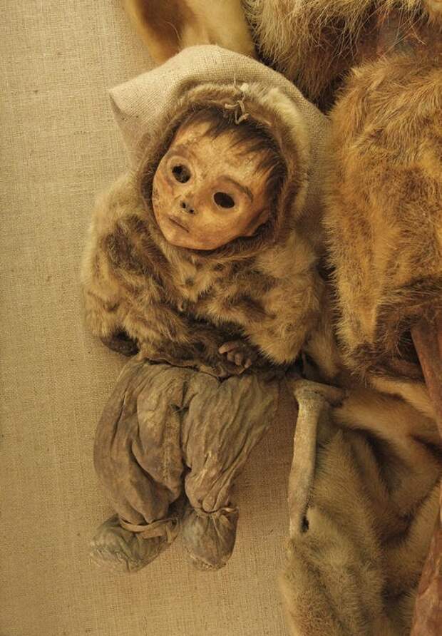 Мумия мальчика, Гренландия археология, мумии, находка