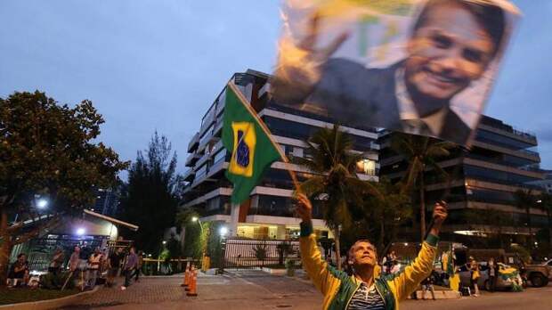 Consortium News:  Будущее западной демократии разыгрывается в Бразилии