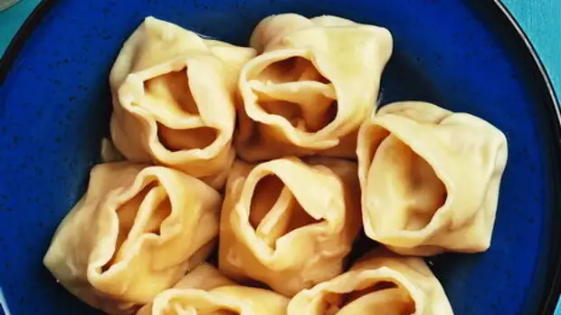 Пельмени: уральские, украинские, манты, хинкали, позы и ещё 10 классных рецептов