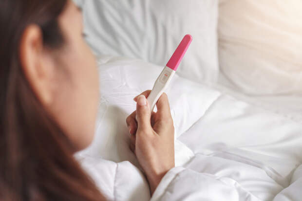 Задумывающимся об аборте россиянкам предложили консультации священников в клиниках