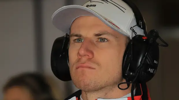 Пилот «Рено» Хюлькенберг будет оштрафован на десять мест из-за аварии на Гран-при Бельгии