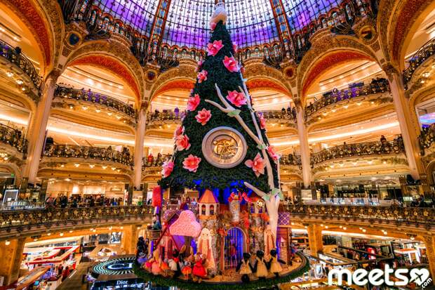 Christmas tree, Paris Christmas tree