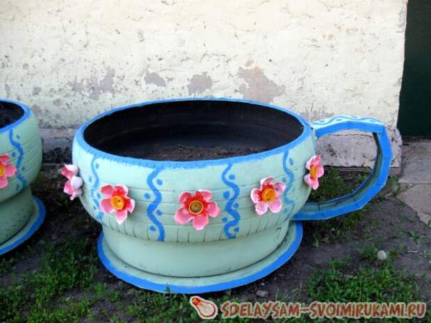 клумба из старых покрышек клумба из старых покрышек