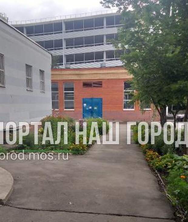 На Куркинском шоссе освободили проход для пешеходов