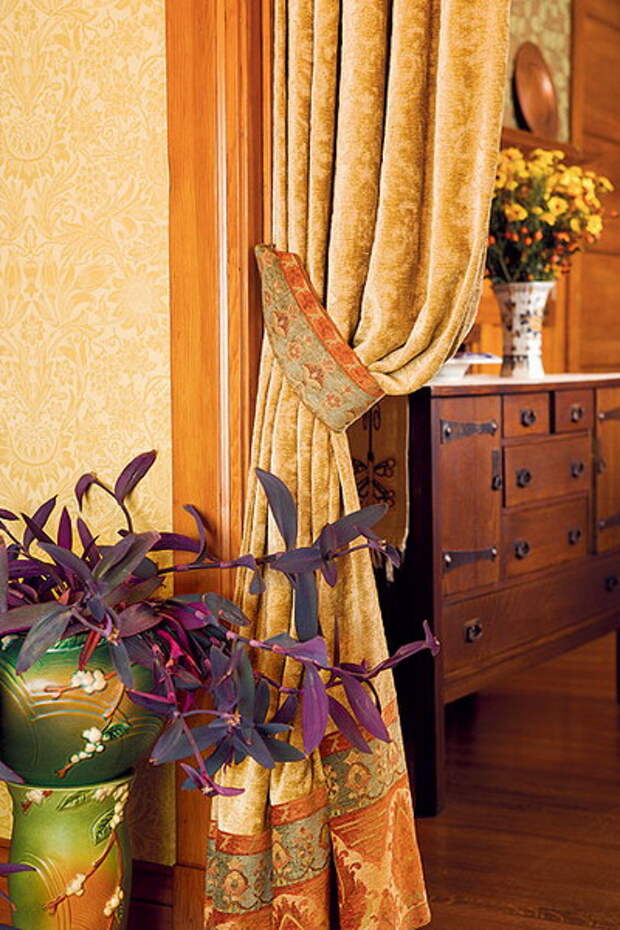 4497432_curtaineddoorway4 (400x600, 106Kb)