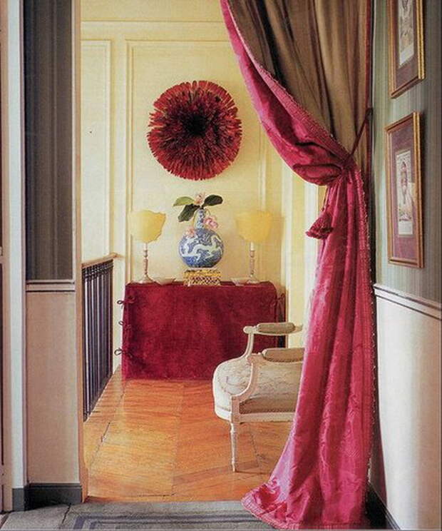 4497432_curtaineddoorway2 (500x600, 100Kb)