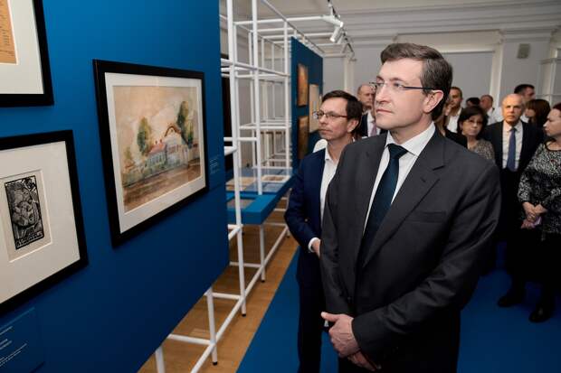 Глеб Никитин принял участие в открытии выставки, посвященной 130-летию НГХМ и 30-летию нижегородского кампуса НИУ ВШЭ