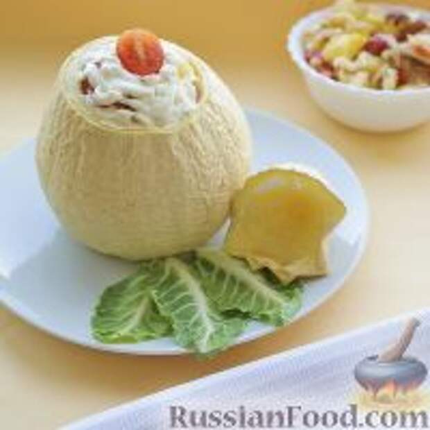 Фото к рецепту: Овощное рагу с мясом в тыкве-кувшинчике