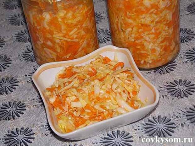 Можно ли хранить квашеную капусту на балконе. Квашенная капуста в пластиком ведре. Грудь и квашенная капуста. Как правильно разложить и хранить квашенную капусту. Можно ли хранить квашеную капусту на балконе.