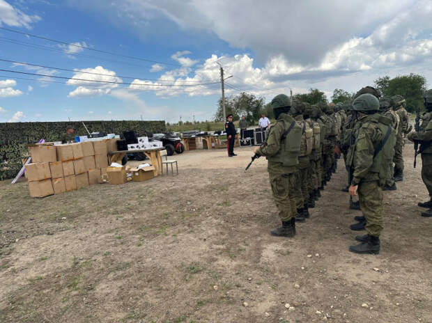 Контрактникам от Кубани передали на СВО оборудование и технику: беспилотники, квадрокоптеры и не только