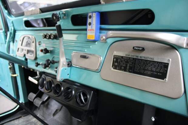 Toyota Land Cruiser FJ40 после тщательной реставрации
