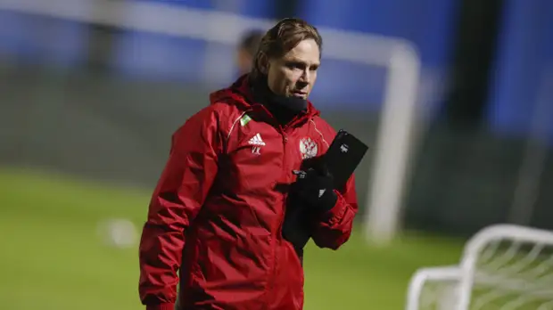 Жена Карпина спела песню «Валера» перед матчем Россия — Словакия