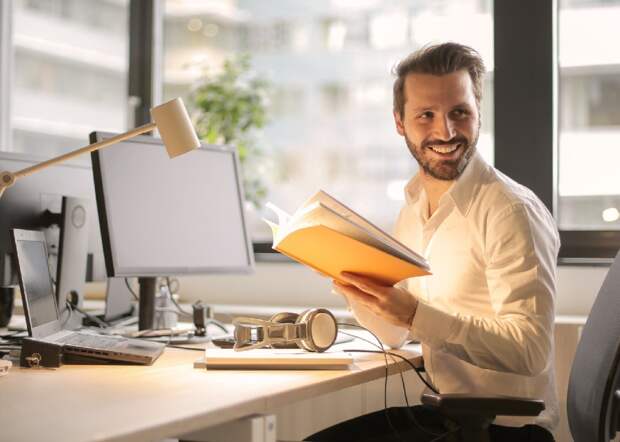 Стало известно число россиян, готовых работать неофициально