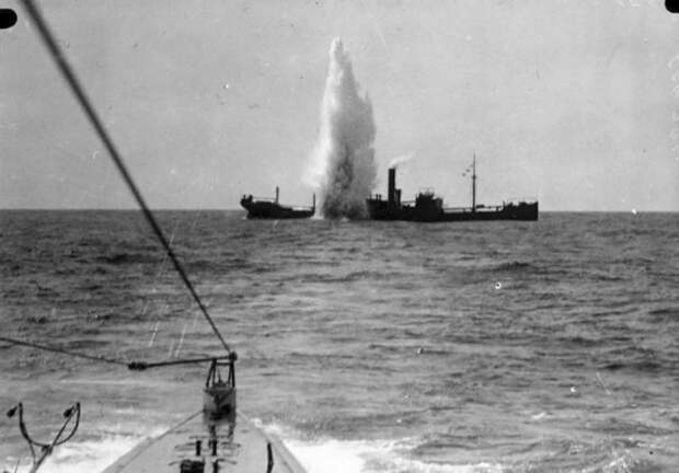 Британский сухогруз «SS Maplewood» атакован немецкой субмариной «SM U-35» у берегов Сардинии. 7 апреля 1917 г история, люди, мир, фото