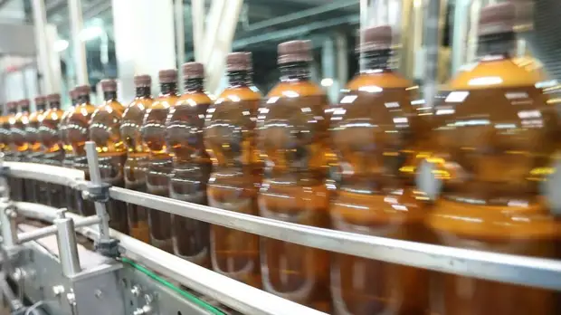 Петербуржцы украли ящик пива и покусали продавца