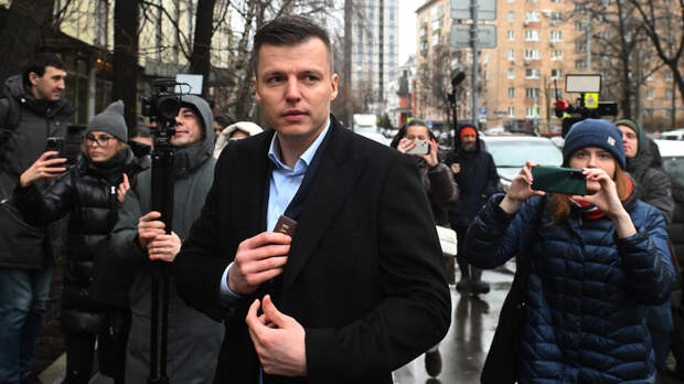 Чекалин попрощался с детьми и пришел на оглашение приговора с "тяжелым сердцем"