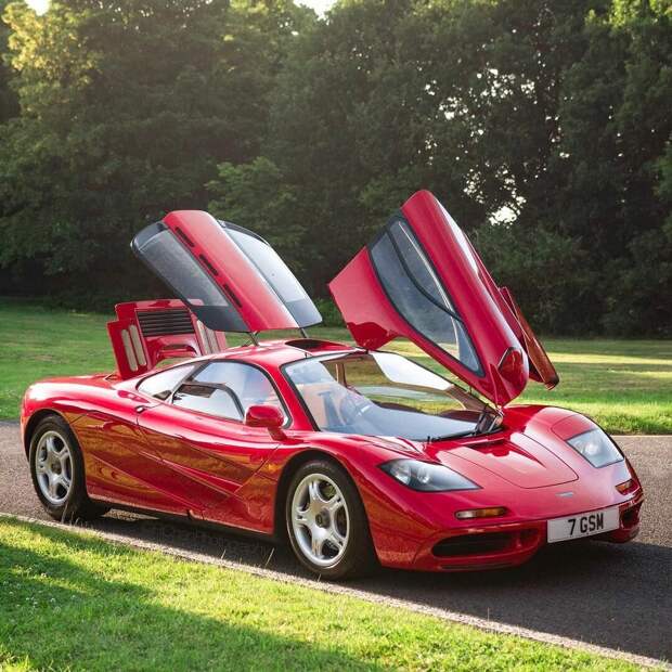 Топ - 5 самых быстрых автомобилей