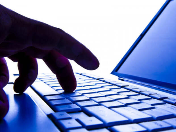 Севастополец отработает 40 часов за оскорбления в Интернете
