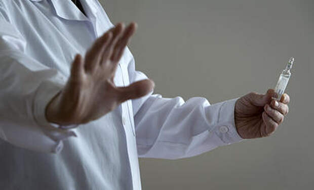 В «Сириусе» создали новое лекарство от рака. При каком виде заболевания помогает препарат?