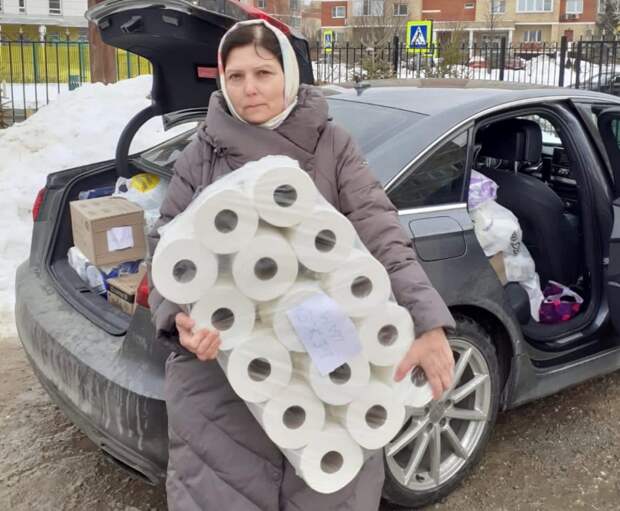 Волонтеры из Куркина оказали гуманитарную помощь беженцам из Донбасса