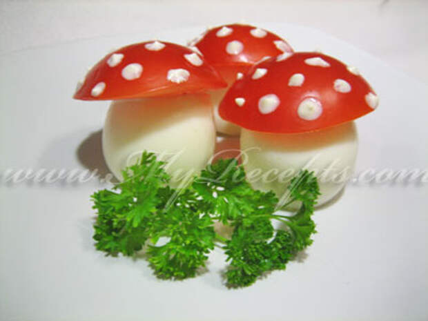 Закуска Мухоморы из яиц Закуска Мухоморы из яиц