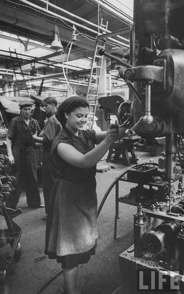 ByLarsen34 Москвички в 1956 году